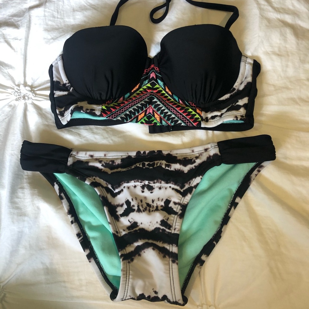 Xhilaration bathing suit